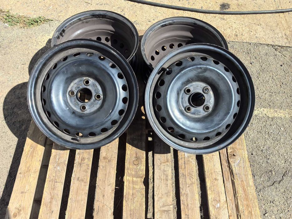 15 цола 4 х 100 мм Хюндай / Кия / Мазда / Тойота - 6 Инча / ЕТ 46