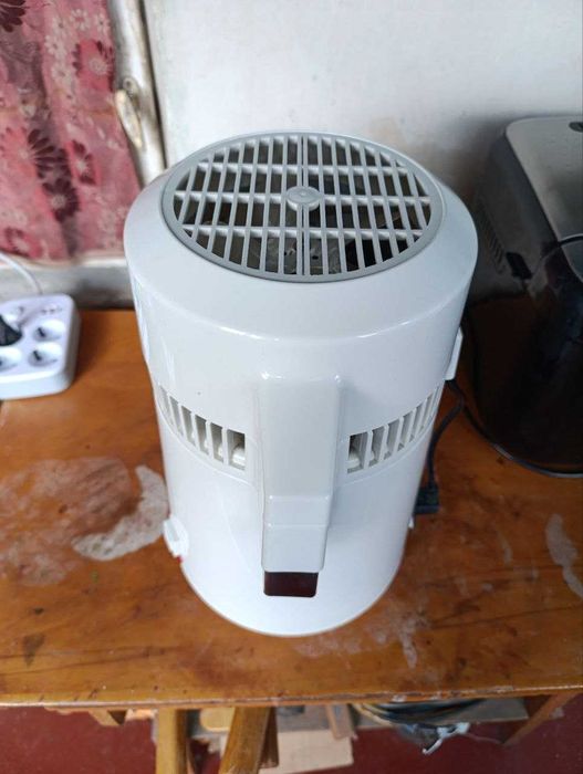 Дистиллятор воды электрический