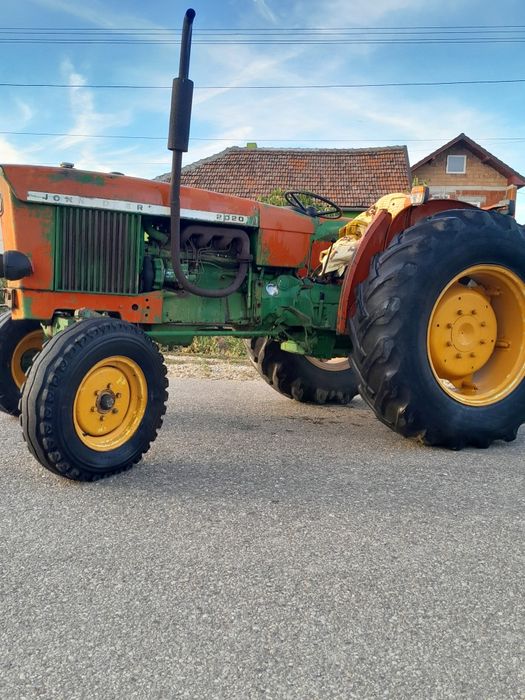 Tractor 60 cp în 4 cilindrii