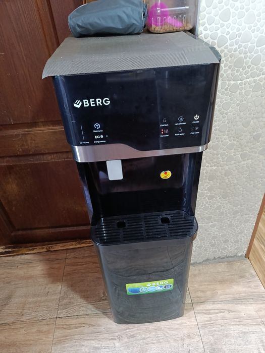 Продам кулер для воды