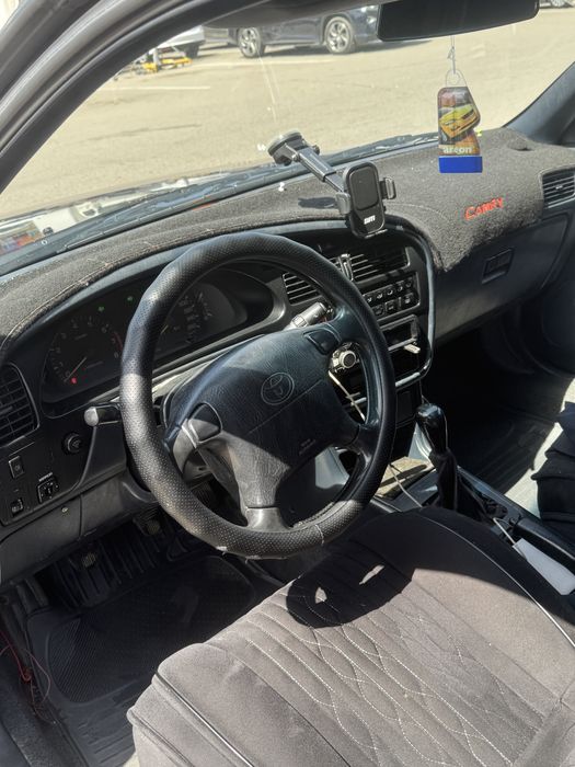 Toyota  Camry 10