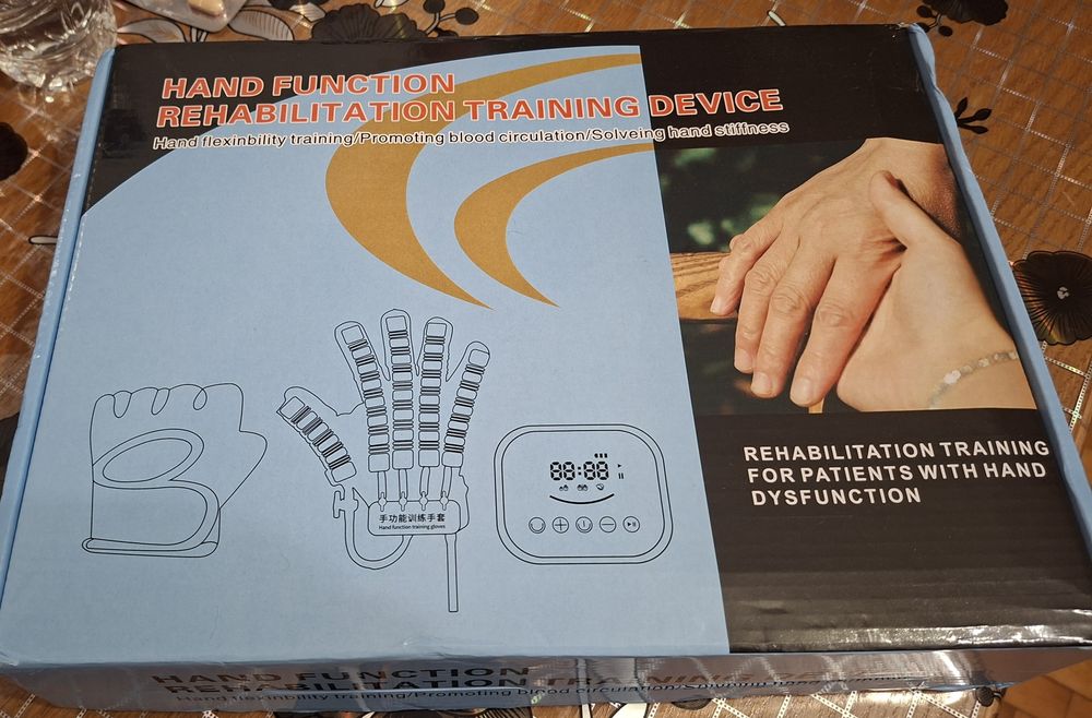 Mănușă robotică recuperare mâna dreaptă, AVC, paralizie..