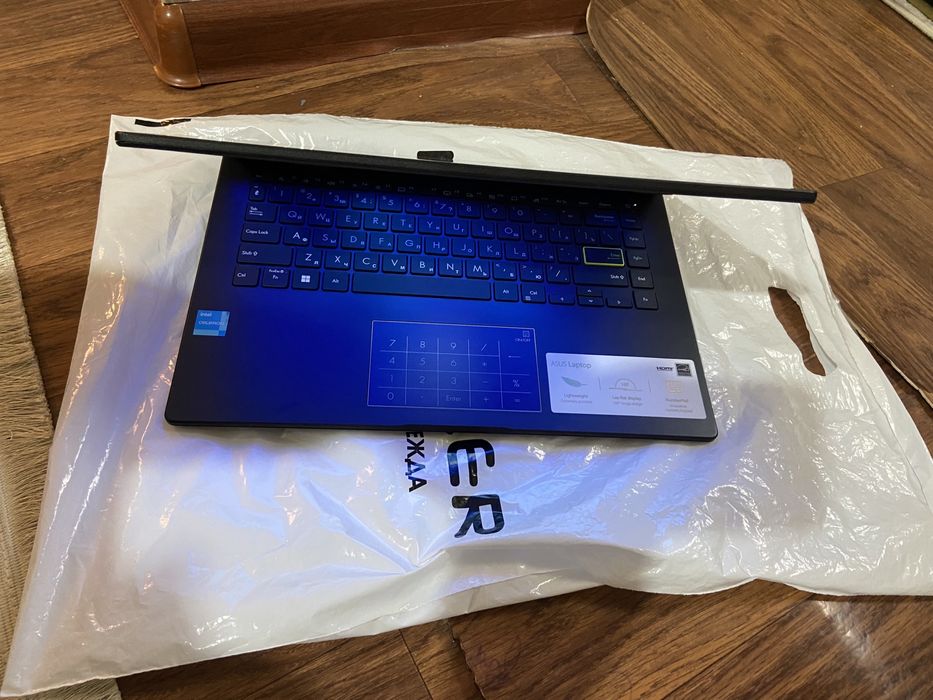 Asus жап жана стильный