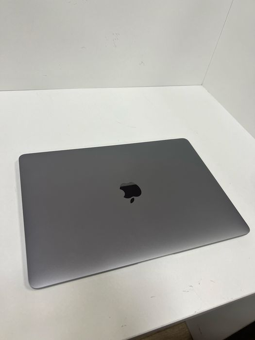 MacBook Air M1 8gb