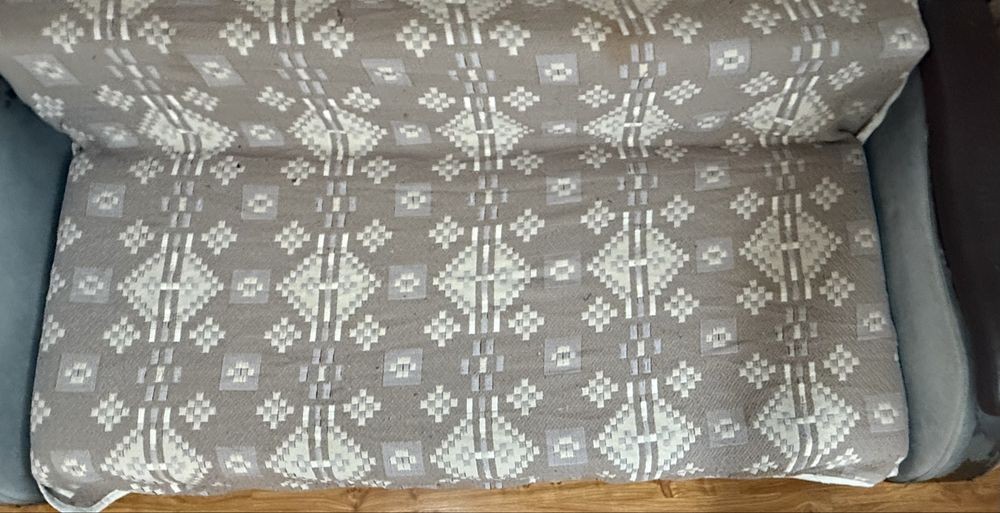 Продам диван б/у