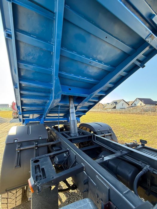 Vand SCANIA 340 cu macara