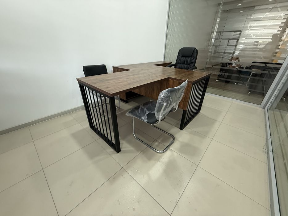 Офис мебель под заказ, лофт, хай тек, класика