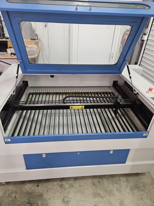 Co2 180w laser лазер за гравиране и рязане