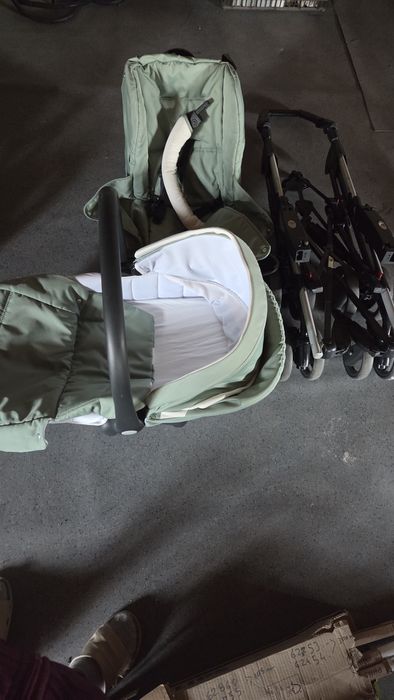 Carucior 3in 1. marca  CAM