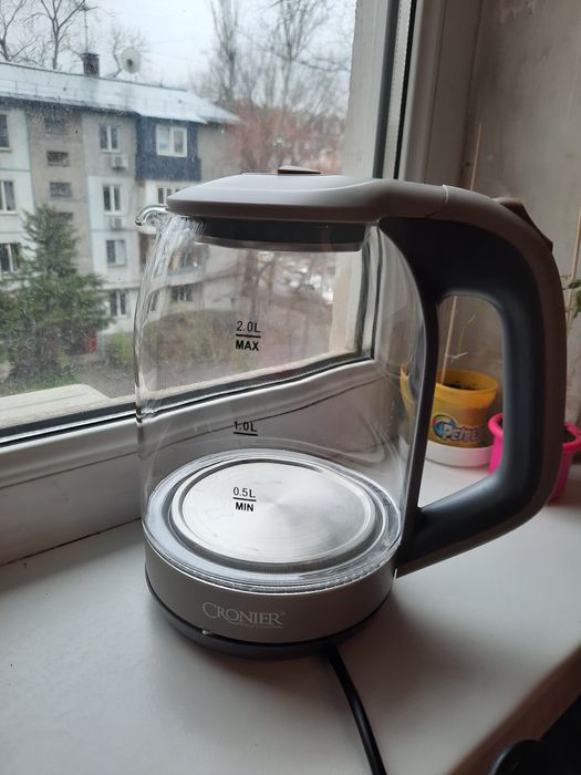 Чайник Cronier 2л