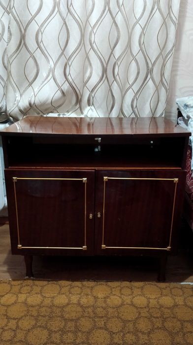 Продам . Тумба СССР.