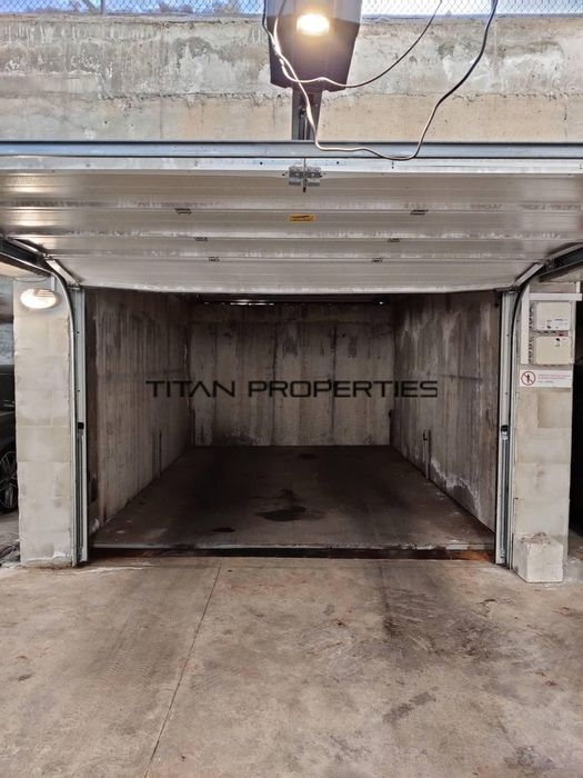 Продава се Гараж / Паркомясто в Бургас, Славейков - 18 кв.м за 889 €/кв.м - Снимка #2