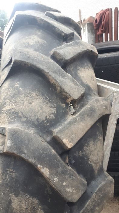 Cauciucuri tractor sau Ifron 12,4R38