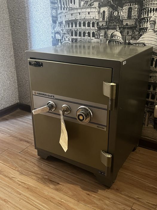 Сейф для хранения