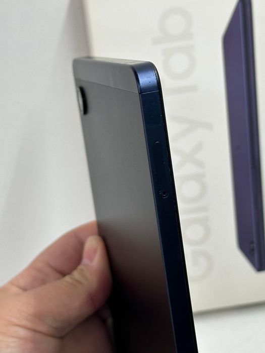 Продам Samsung Tab A9 128г