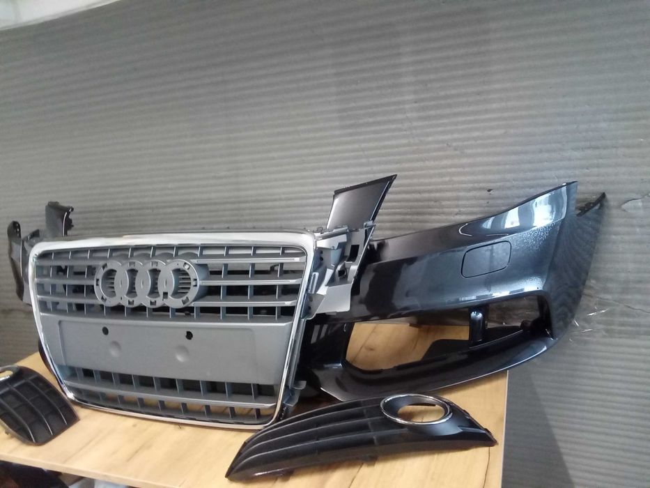 Bara fata cu Grile Audi A4 B8 2007-2011 Gri LZ7L Lava grey