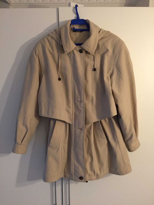 Подарявам запазено палто