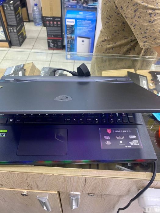 MSI Raider GE76 Core i7-12700H