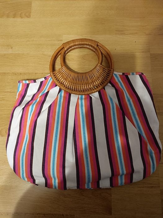 Geanta cu mânere lemn