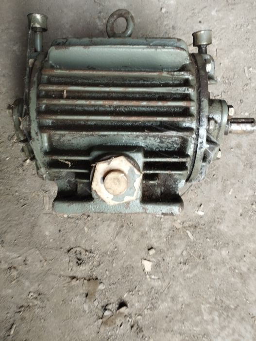 Вақуумңый ңасос рвң-350/40.