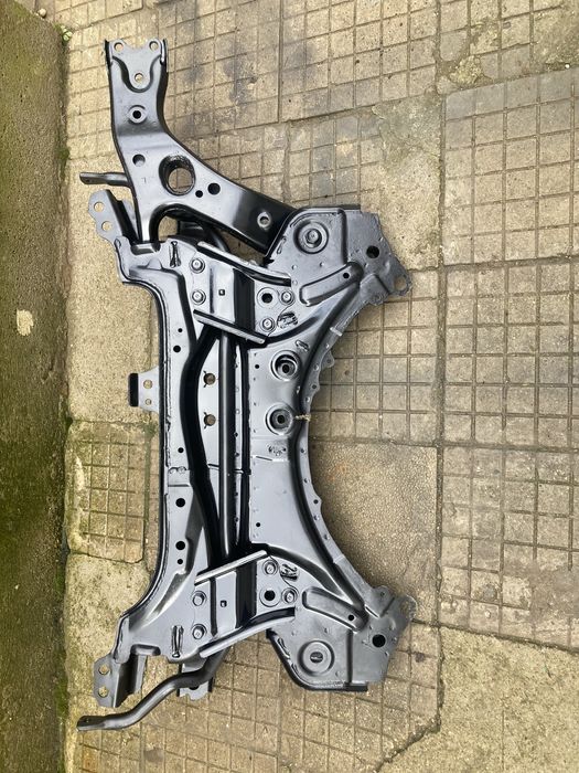 Преден мост за тойота версо/Toyota verso 09-12г