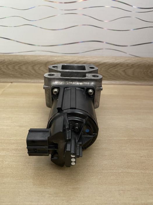 Егр клапан  Опел мерива дизел