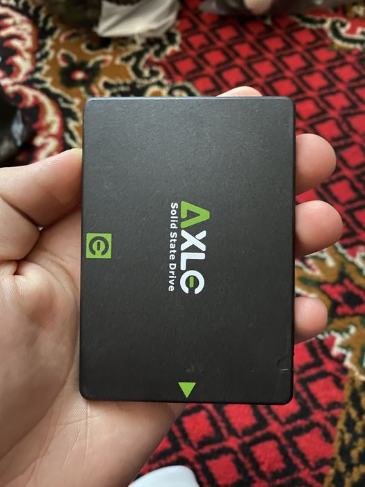 AXLE SSD 1TB xolati yaxshi