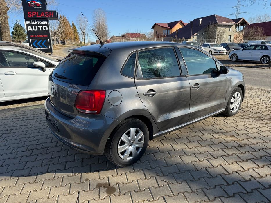 Volkswagen Polo 2012 gpl, 4.744 € — imagine 4