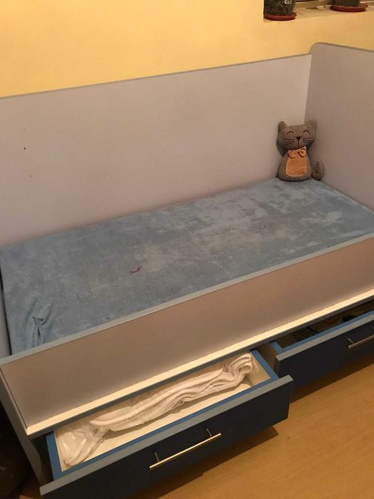 продавам бебешка кошара