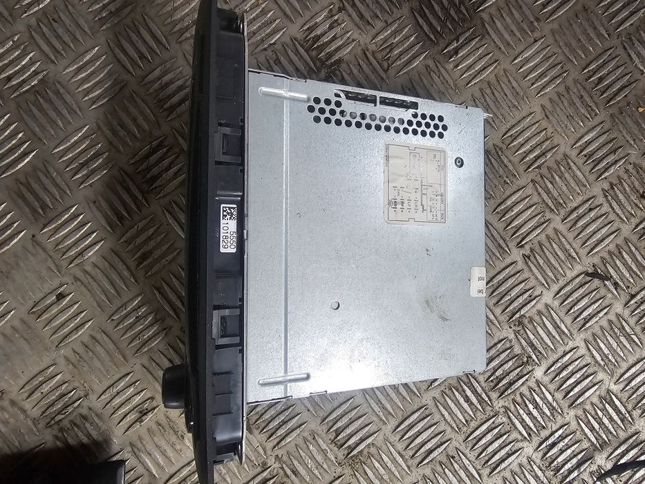 Radio cd 6J0035153B, Seat Ibiza 5 ST (6J) 2010-in prezent