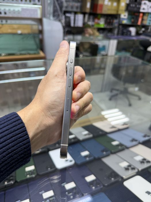 Iphone 15 pro sotiladi