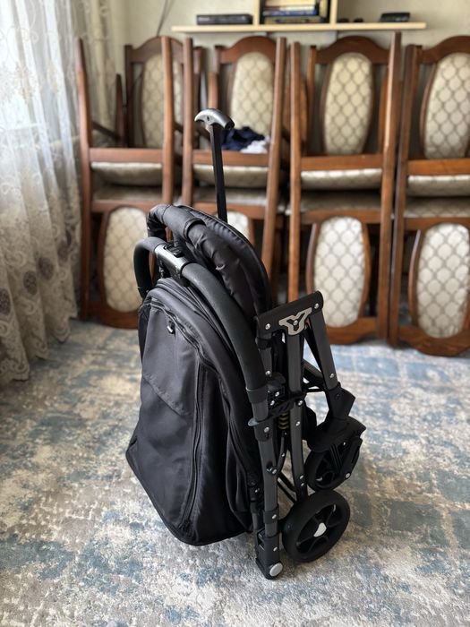 Продам коляску и ходунок