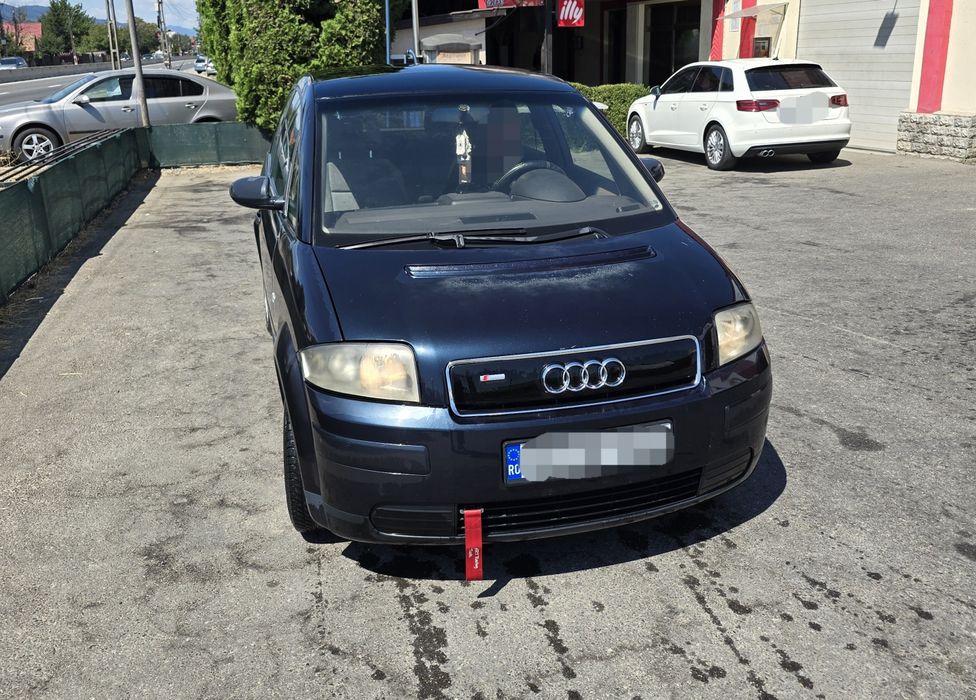 Vând Audi A2, an 2001