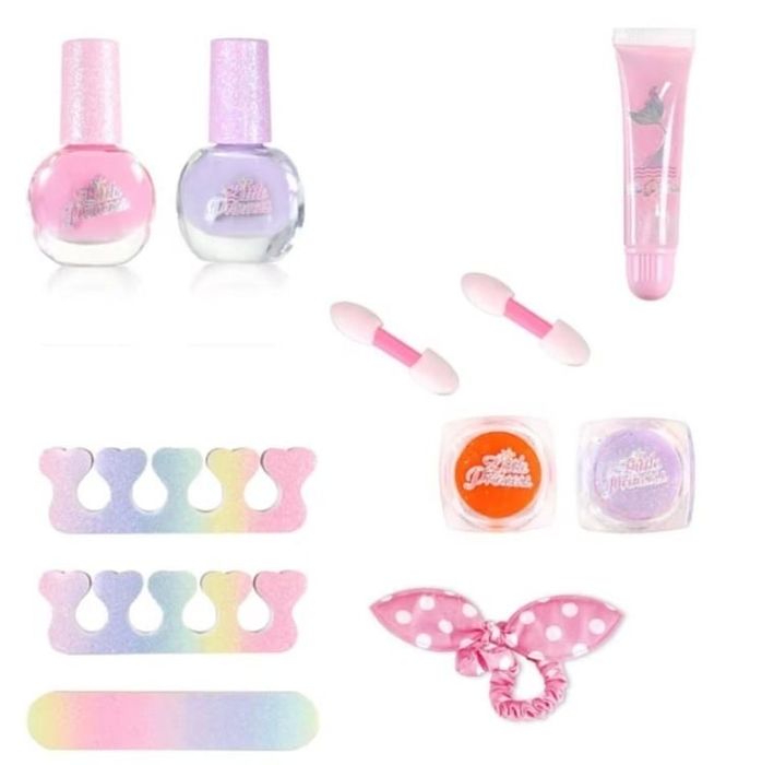 Set de frumusete cu machiaje si accesorii cosmetice