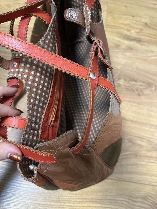 И още една уникална чанта ,произведена със стил и грижа за жената