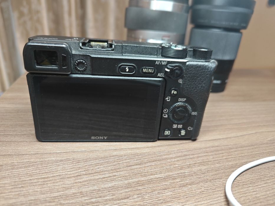 sony a6400 + 2 объектива