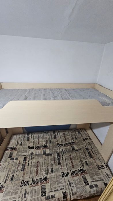 Продам двухъярусную кровать