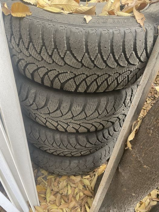 Продам комплект дисков вместе с резиной