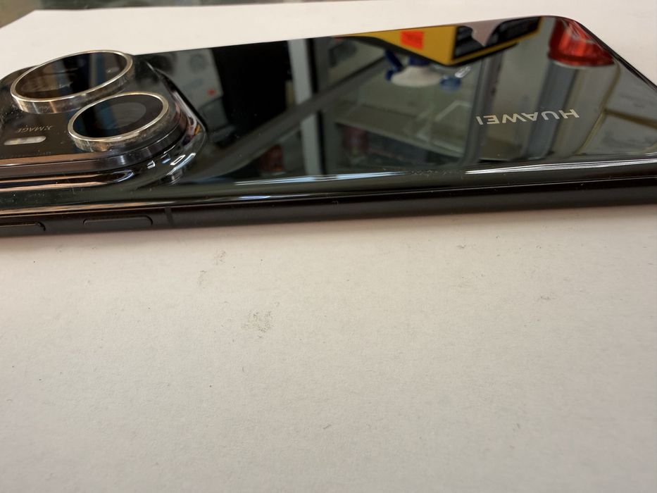 Pura 80 ultra 16/512gb Като Нов! 9цикъла батерия