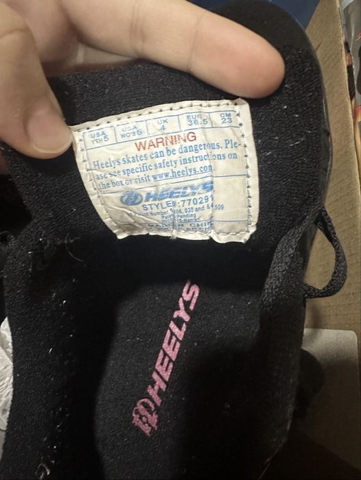 Обувки с колелца Heelys 36.5