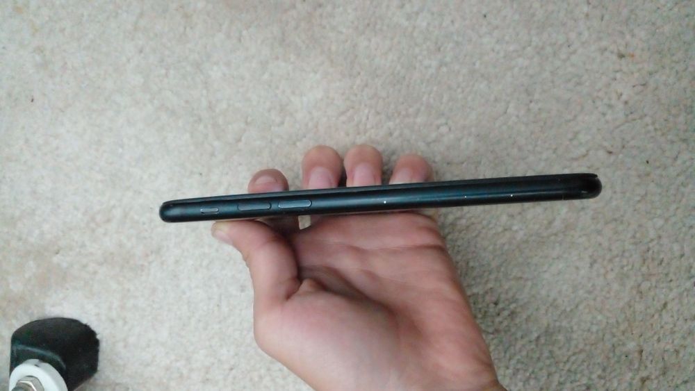 Iphone 7 32GB 600000som holati yaxshi