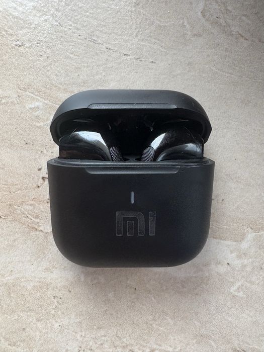 Безжични слушалки Xiaomi Mi True Wireless (Bluetooth 5.0) - Отлични!