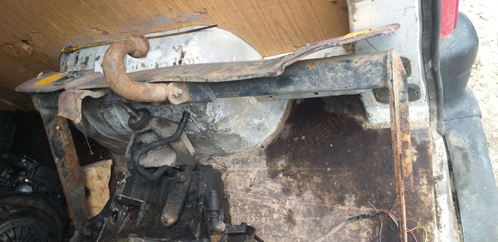 Carlig de remorcare Vw Transporter T4