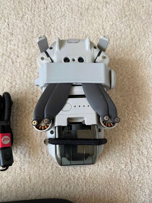 Дрон - DJI Mini SE