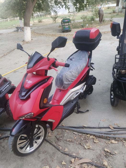 Янги Бензин скутер сотилади