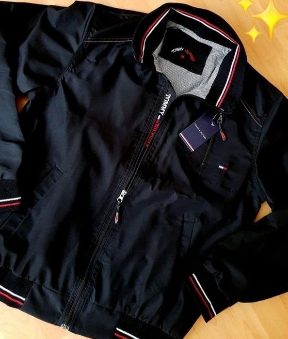 Jacheta barbati impermeabila Tommy Hilfiger,logo brodat,diverse marimi