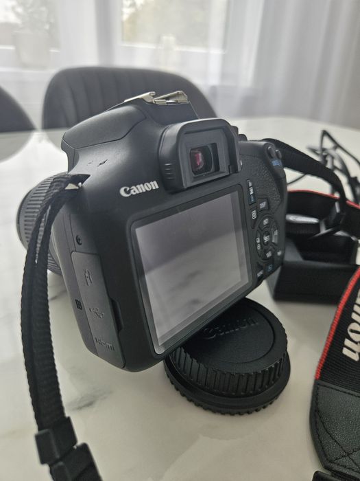 Vand Canon EOS 2000D