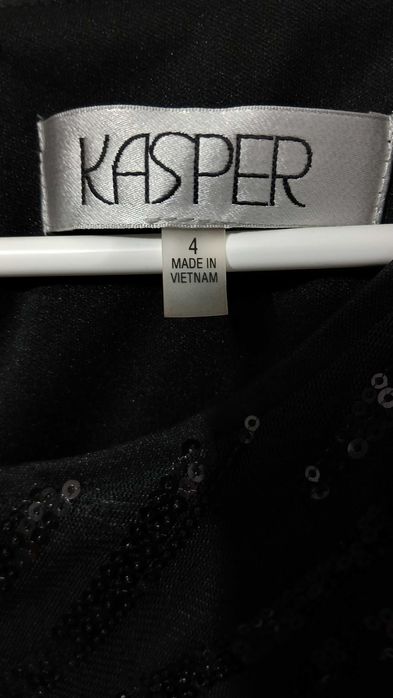 Черна миди рокля с пайети и дантела – Kasper