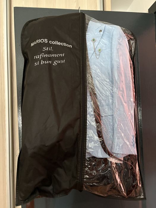 Costum pentru evenimente barbati