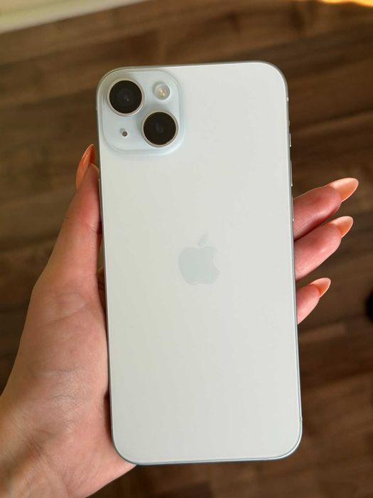 Iphone 15 plus 256gb + зарядно